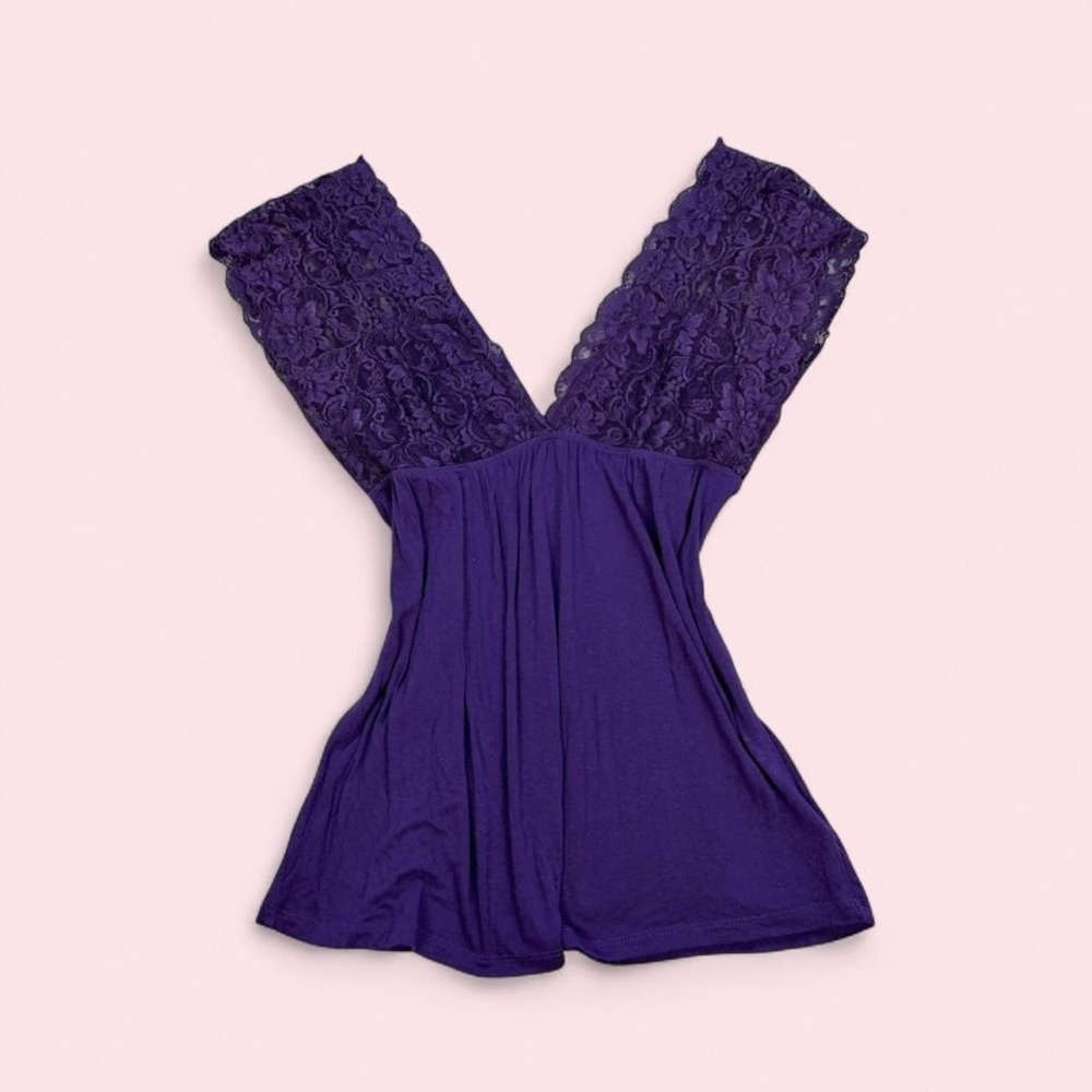 Vintage y2k Forever 21 purple lace half top babydoll